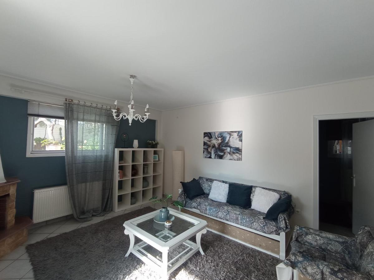 Appartement Flat With Garden Near Sea, Port And Airport à Artemi Extérieur photo