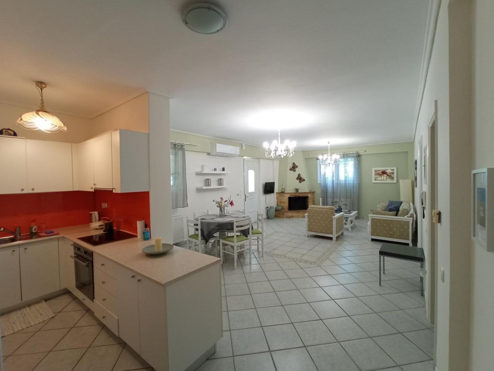 Appartement Flat With Garden Near Sea, Port And Airport à Artemi Chambre photo