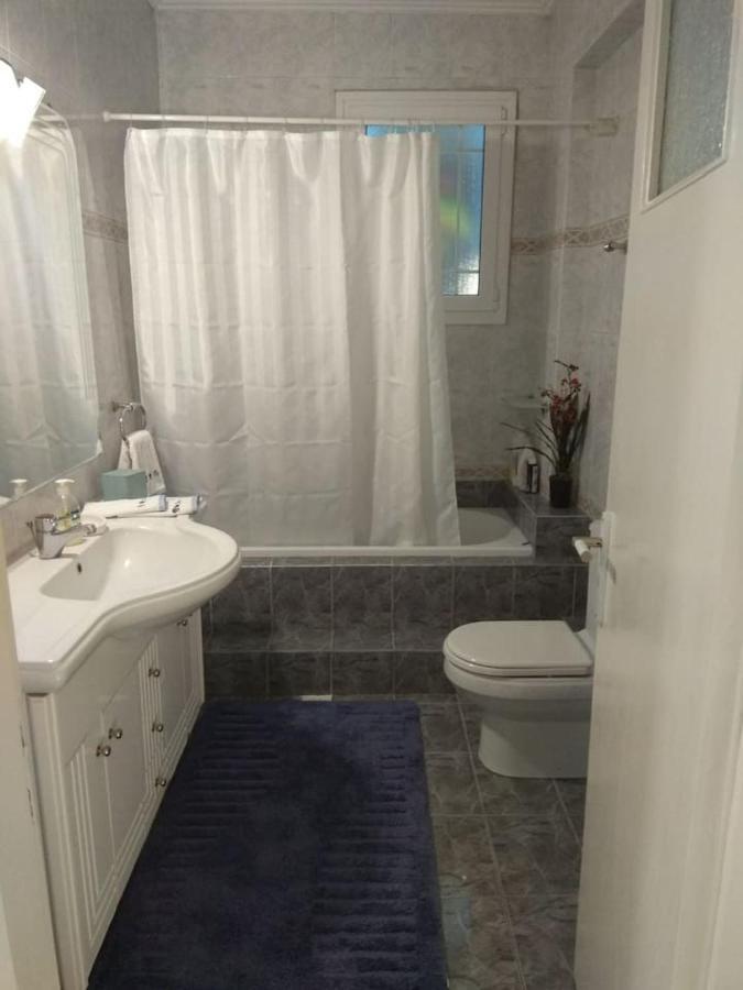 Appartement Flat With Garden Near Sea, Port And Airport à Artemi Extérieur photo